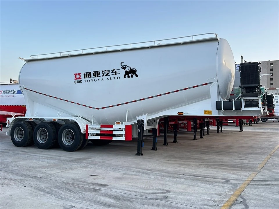3-nápravový veľkoobjemový cisternový náves na cement s mechanickým odpružením